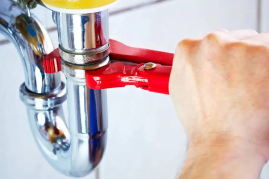 Tesisat Sorunları ve Profesyonel Çözümler: